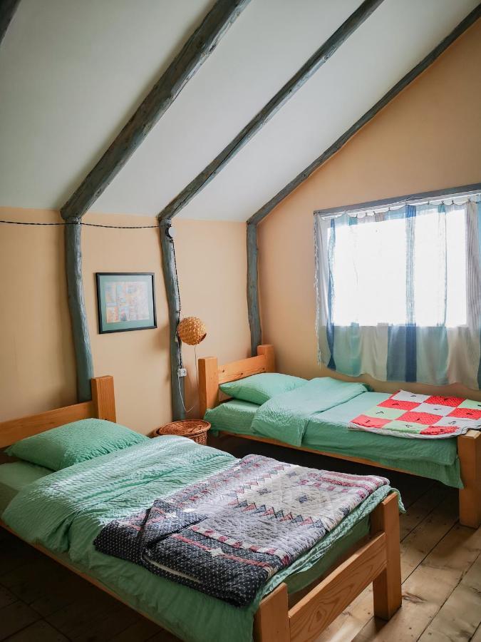 Gurski Guesthouse Местія Екстер'єр фото